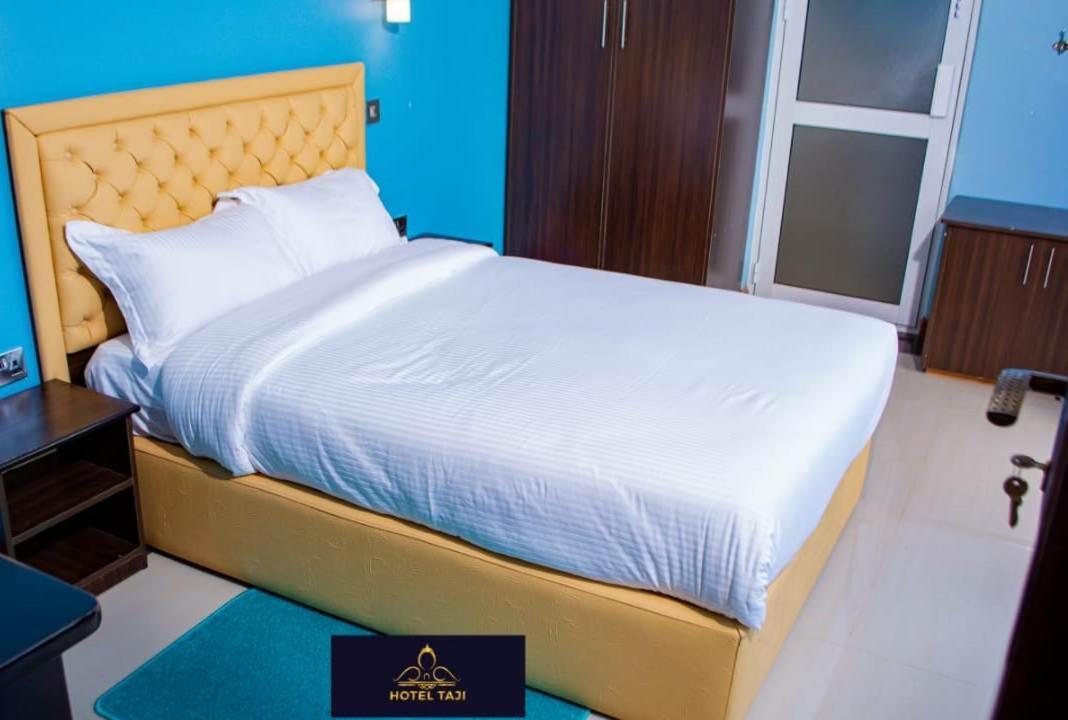 Hotel Taji Nanyuki Eksteriør billede
